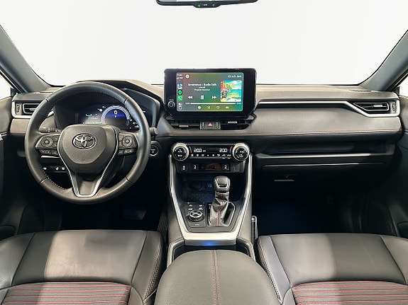Toyota RAV4 Plug-in Hybrid 16 of 21