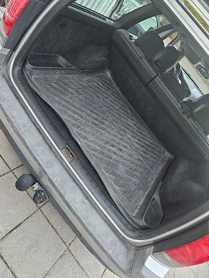 Volvo V70 6 of 11