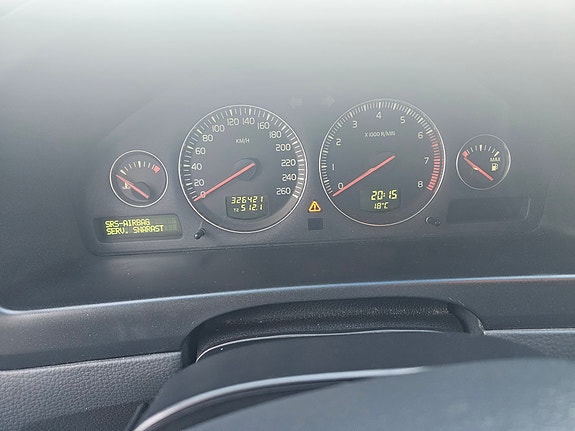 Volvo V70 9 of 11