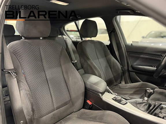 BMW 116i 14 of 22