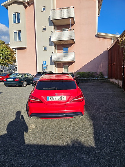 Mercedes-Benz CLA180 d 4 of 7