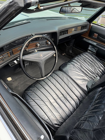 Cadillac Fleetwood 5 of 6