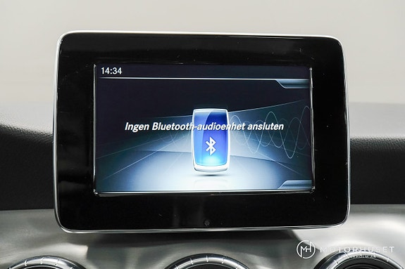 Mercedes-Benz CLA180 13 of 23