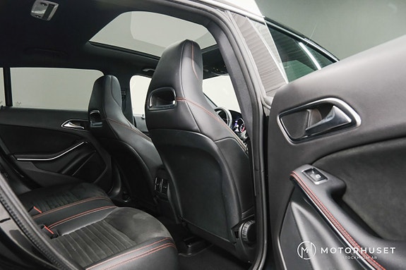 Mercedes-Benz CLA180 11 of 23