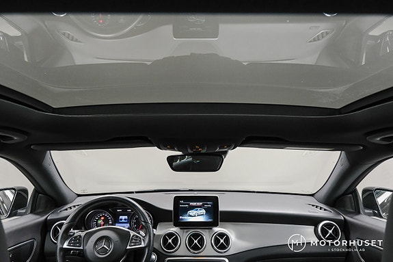 Mercedes-Benz CLA180 12 of 23