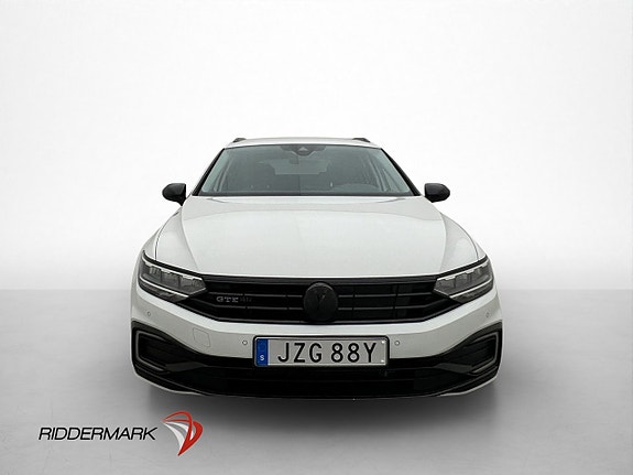 Volkswagen Passat 2 of 30