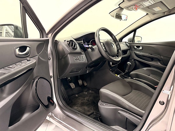 Renault Clio 8 of 30