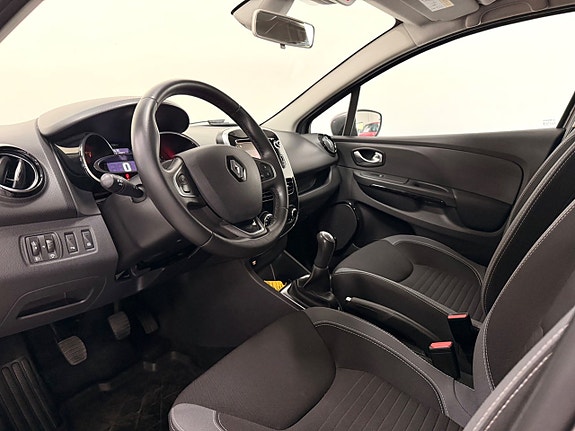 Renault Clio 9 of 30