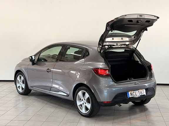 Renault Clio 6 of 30