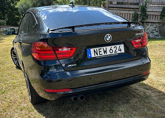 BMW 320d 4 of 9
