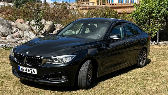 BMW 320d 3 of 9