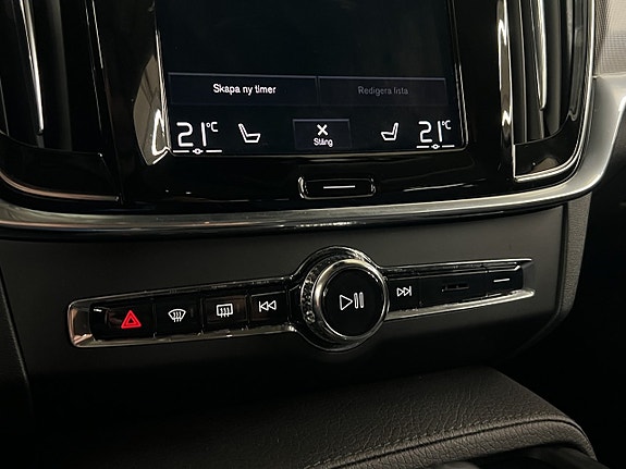 Volvo V90 27 of 30