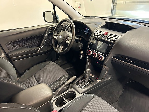 Subaru Forester 6 of 18