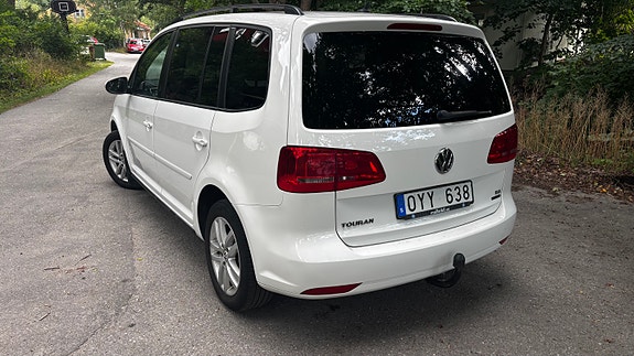 Volkswagen Touran 3 of 18