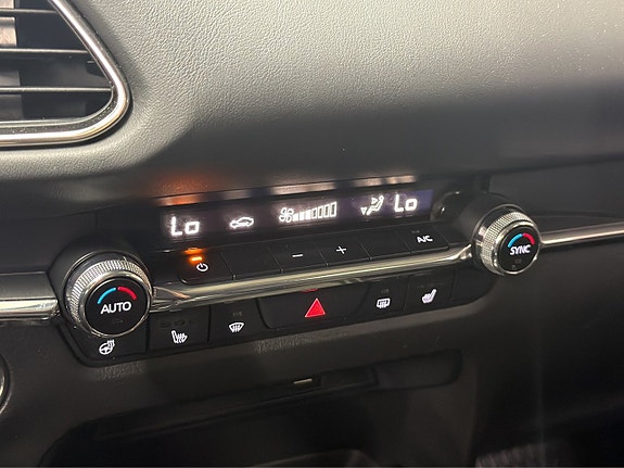 Mazda CX-30 25 of 30
