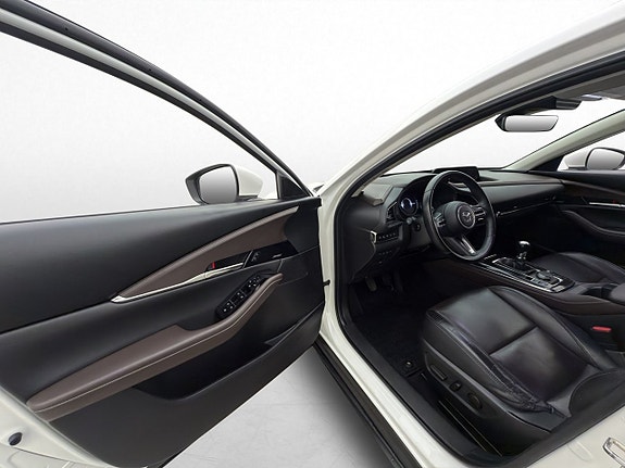 Mazda CX-30 13 of 30