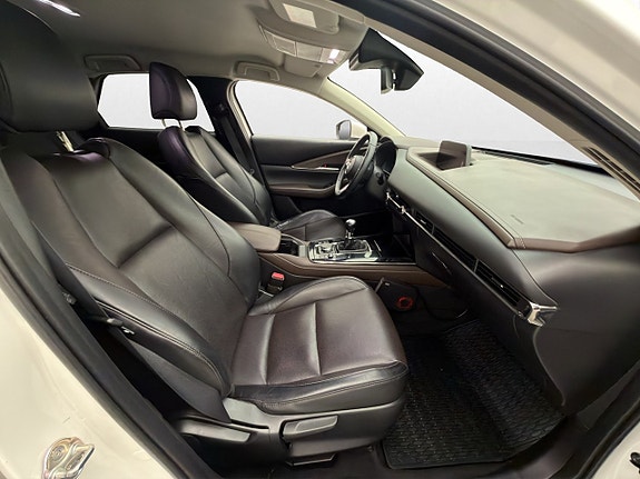 Mazda CX-30 17 of 30