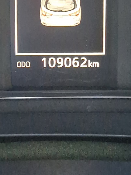 Toyota Yaris 12 of 12