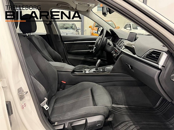 BMW 320 13 of 25