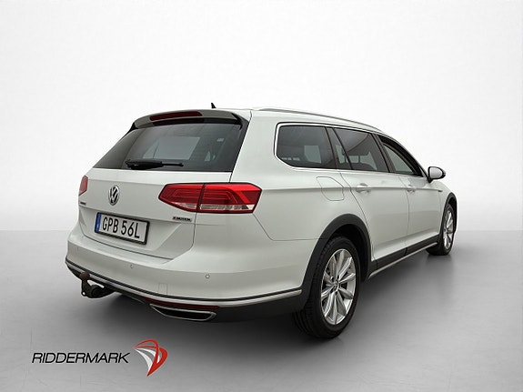 Volkswagen Passat Alltrack 8 of 30
