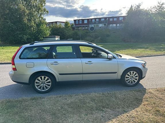 Volvo V50 4 of 8