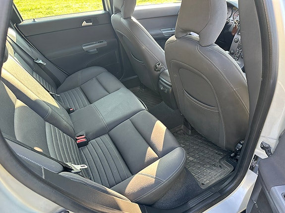 Volvo V50 7 of 8