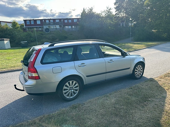 Volvo V50 6 of 8