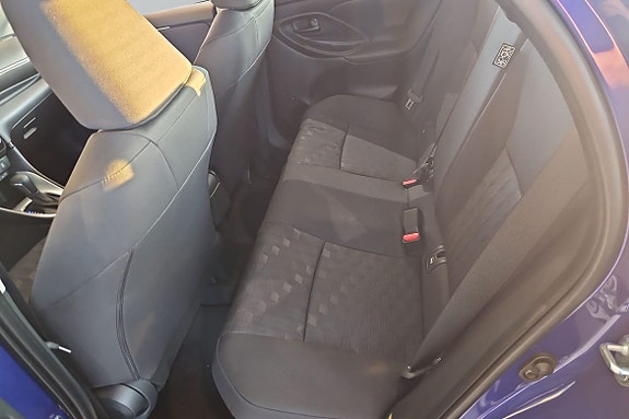 Toyota Yaris 7 of 10