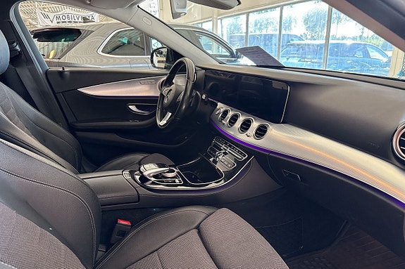 Mercedes-Benz E220 d 9 of 18