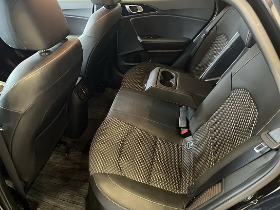 Kia XCeed 13 of 27