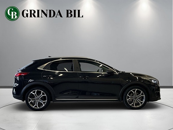 Kia XCeed 4 of 27