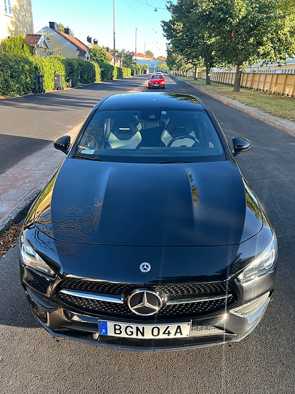 Mercedes-Benz CLA180 4 of 6