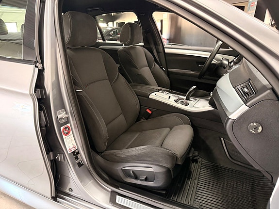 BMW 520d 29 of 29