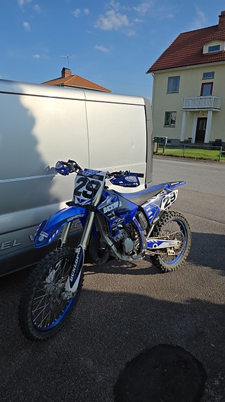 Yamaha Yz125 4 of 6