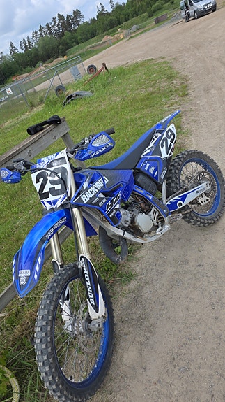Yamaha Yz125 5 of 6