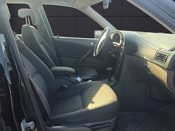Saab 9-5 8 of 11