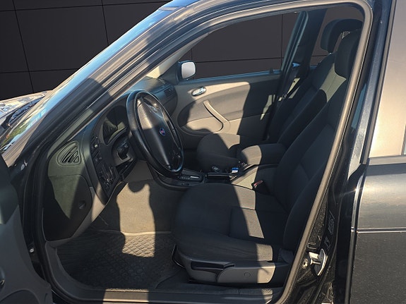 Saab 9-5 7 of 11