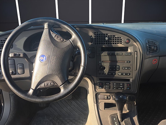 Saab 9-5 9 of 11