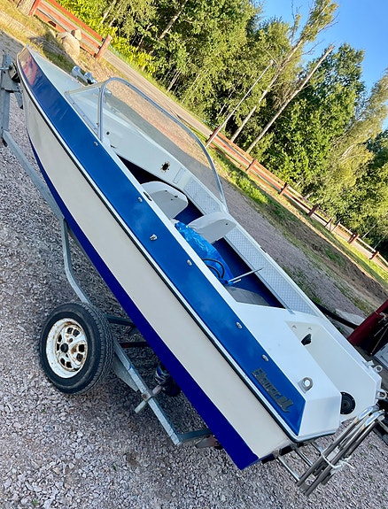 Sportbåt Riamar 440 med 30km/h trailer 4 of 6