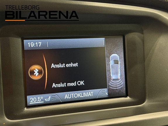 Volvo V40 18 of 20