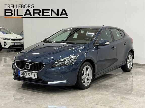 Volvo V40 4 of 20