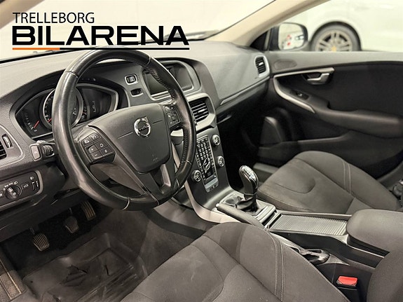Volvo V40 10 of 20