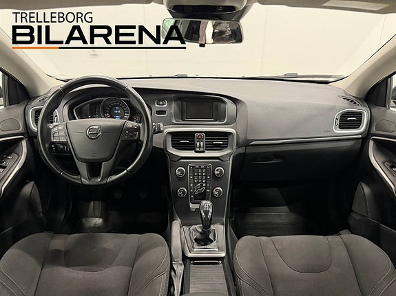 Volvo V40 15 of 20