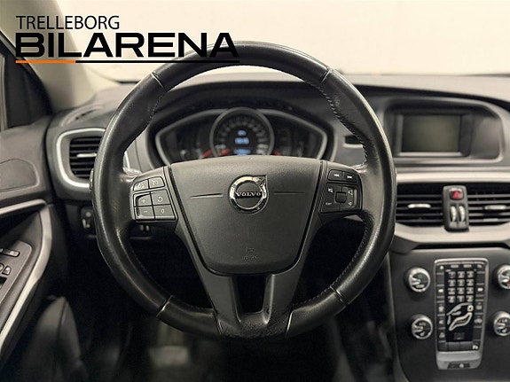 Volvo V40 16 of 20