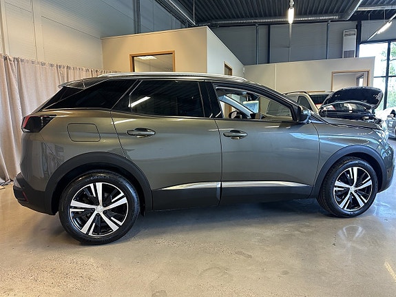 Peugeot 3008 2 of 22