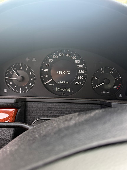 Mercedes-Benz E280 16 of 19