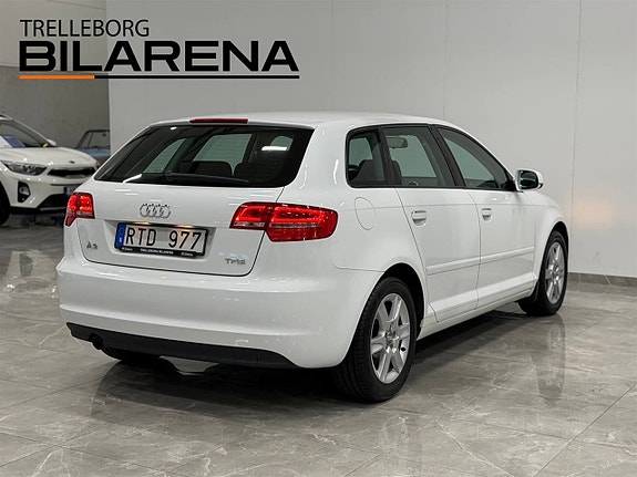 Audi A3 8 of 21
