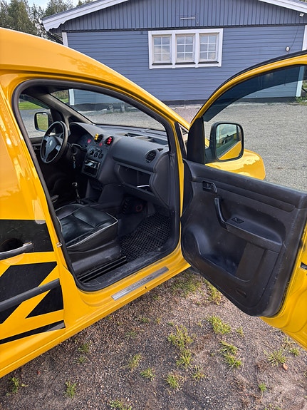 Volkswagen Caddy 7 of 10