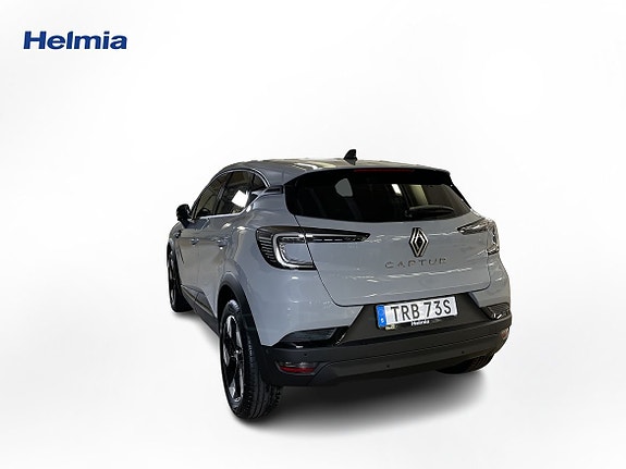Renault Captur 3 of 15