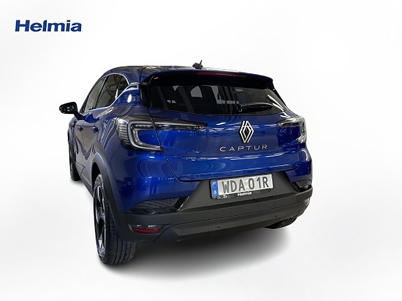 Renault Captur 3 of 16